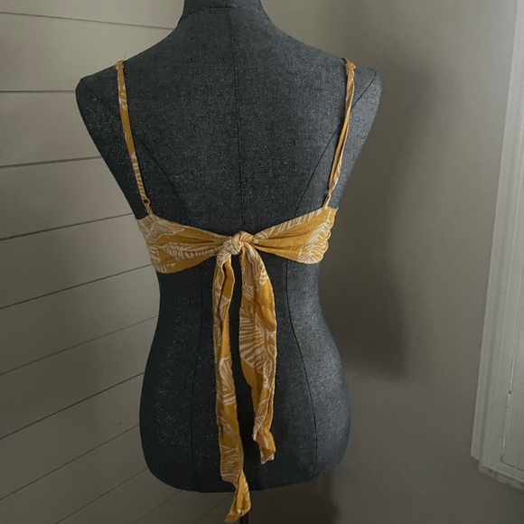 Shein Crochet Yellow Top - Picture 4 of 5